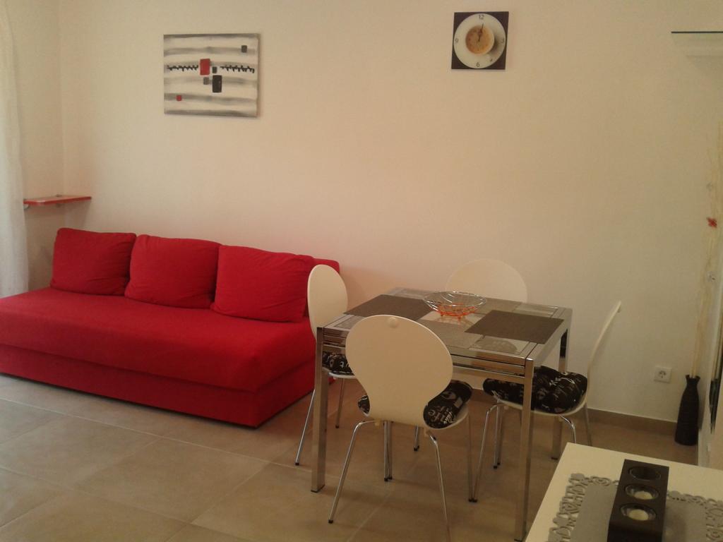 Apartment Melani พูลา ภายนอก รูปภาพ