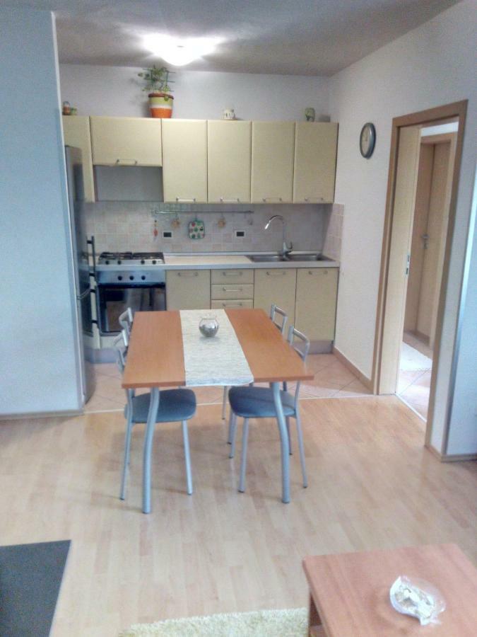 Apartment Melani พูลา ภายนอก รูปภาพ